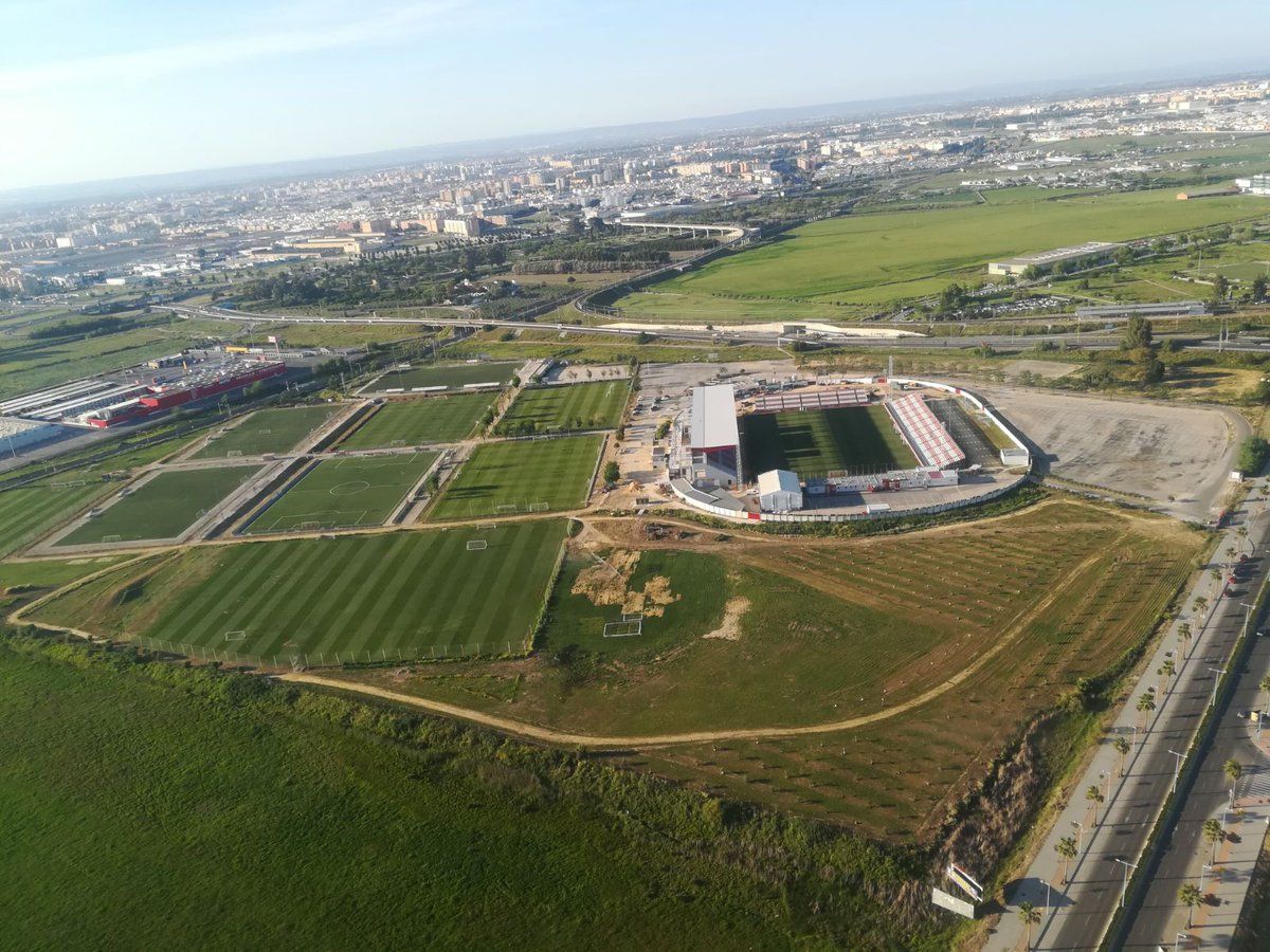  Vista aérea de la ciudad deportiva del Sevilla.