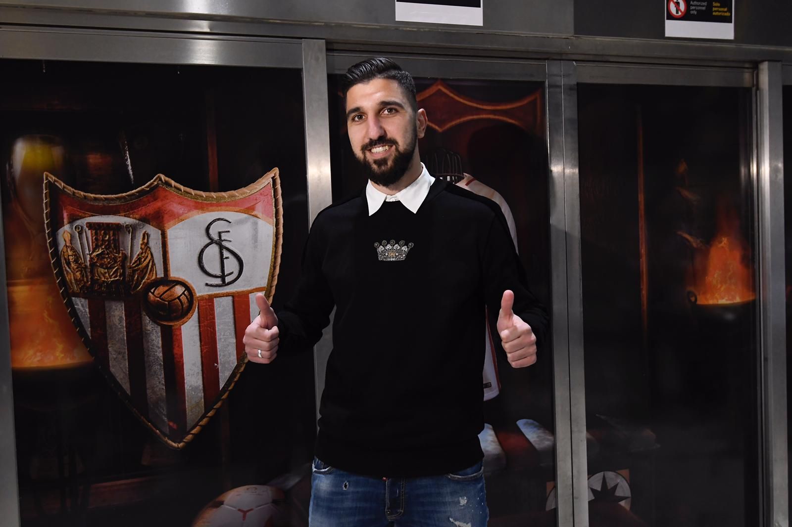  Dabbur, en el aeropuerto de Sevilla.