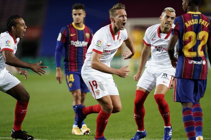  Luuk De Jong celebra su gol ante el Barcelona.