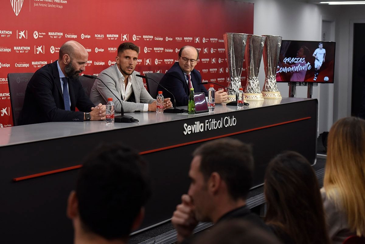  Monchi, Carriço y Castro, en la despedida del luso del Sevilla FC.