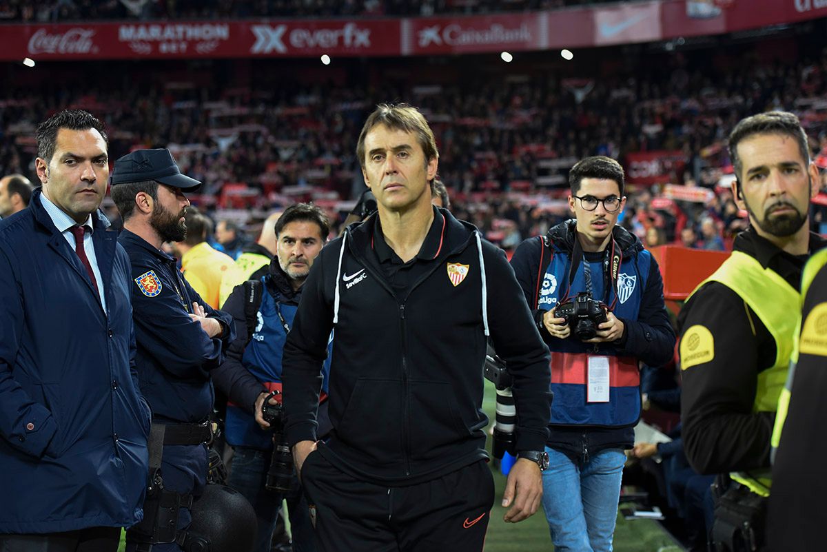  Lopetegui, antes del pitido inicial.