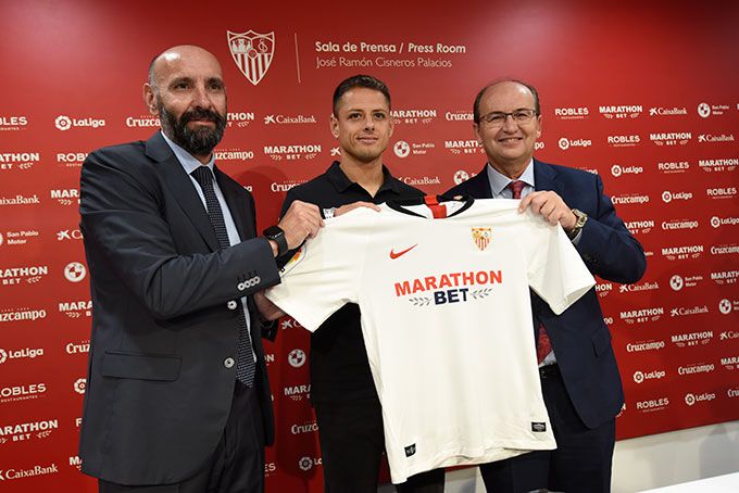  Monchi, Chicharito y Castro, en la presentación del futbolista..