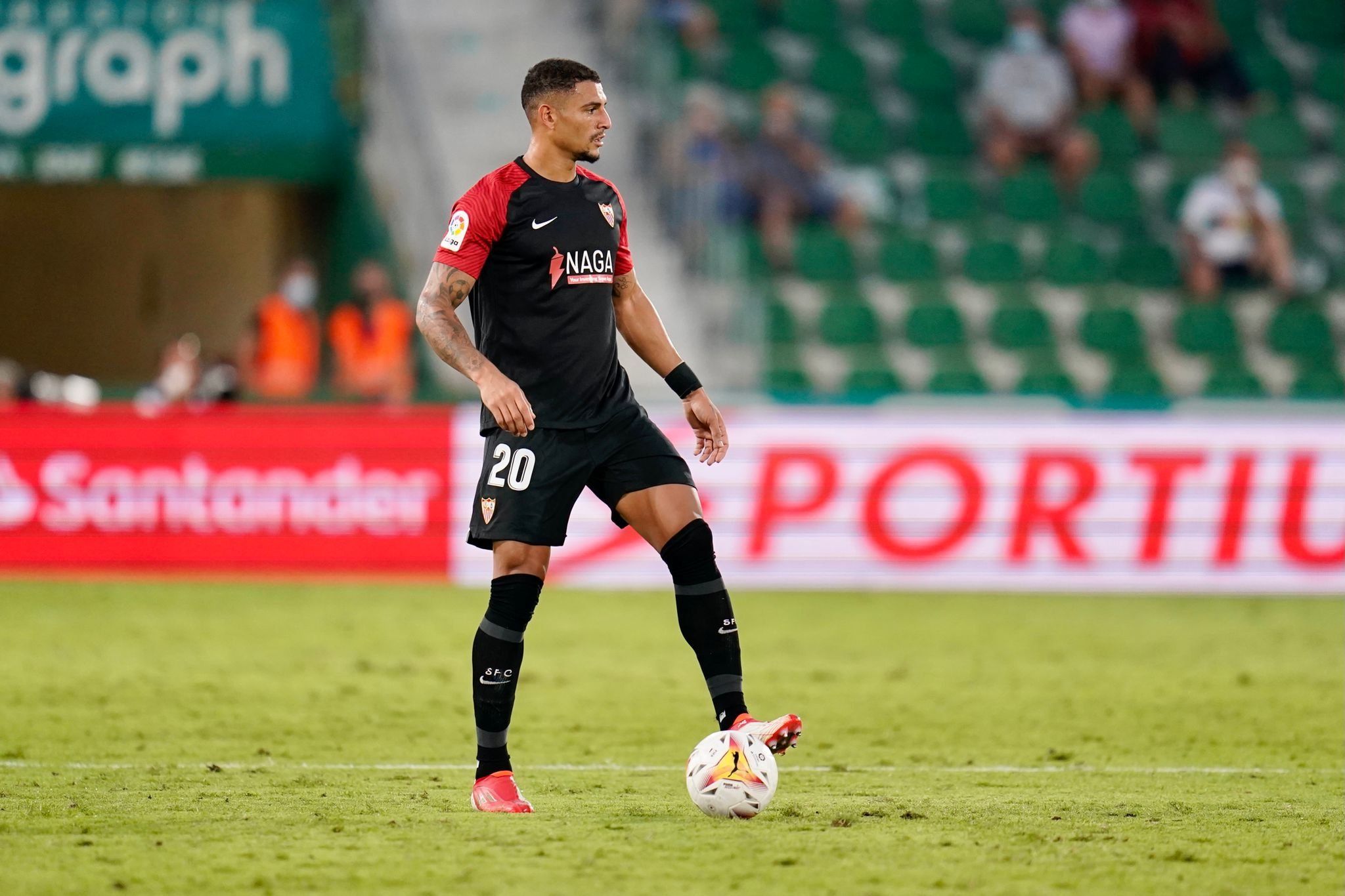  Diego Carlos, en el Elche-Sevilla.