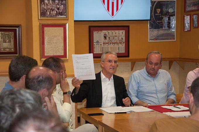  Eduardo Arenas, presidente de Accionistas Unidos.