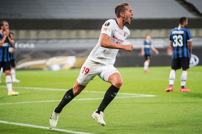  De Jong celebra uno de sus goles en la final de Colonia.