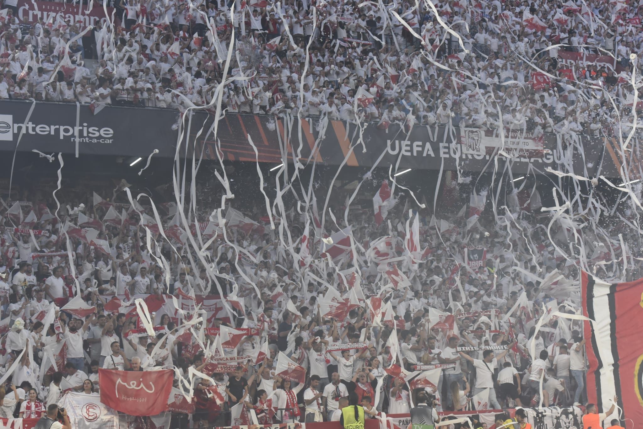 El recibimiento del Sánchez-Pizjuán al Sevilla