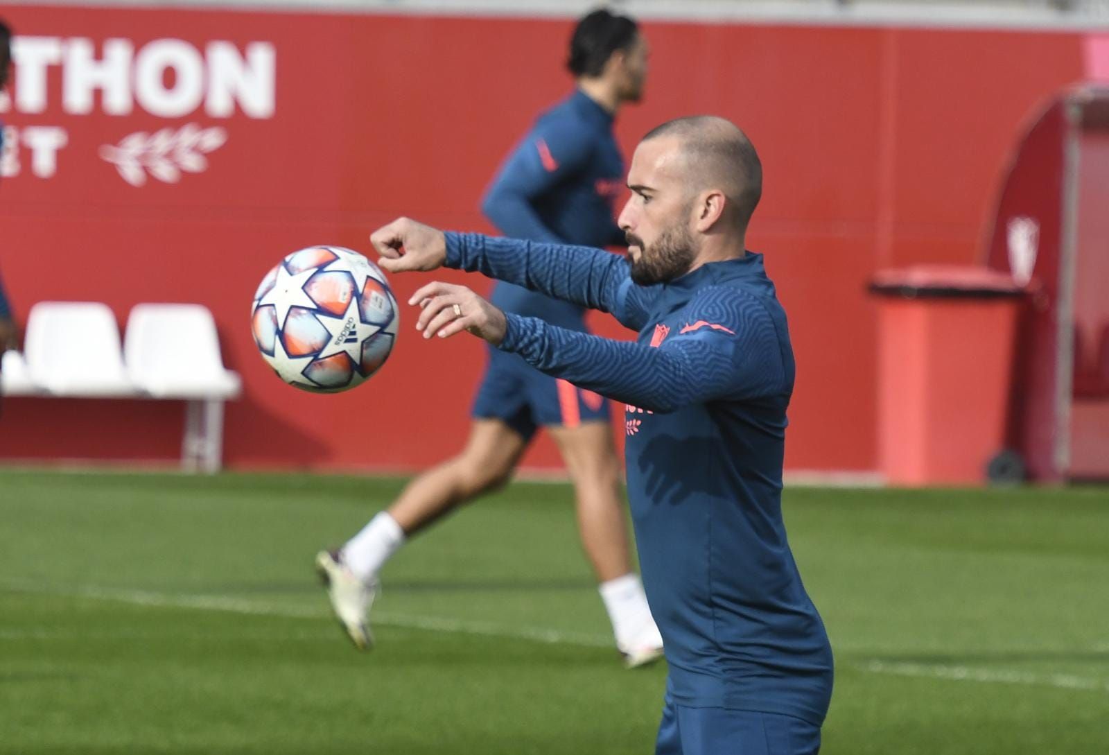  Entrenamiento del Sevilla antes de recibir al Chelsea.