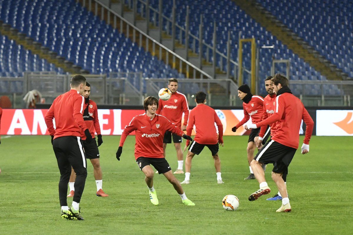 Entrenamiento del Sevilla en Roma en la temporada pasada.