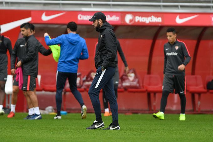 Pablo Machín, en el entrenamiento de este lunes.