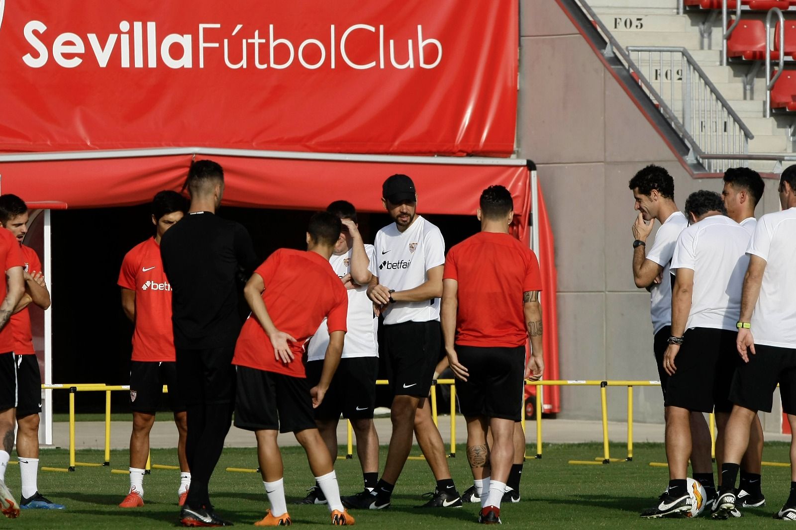  Pablo Machín, en el entrenamiento de este miércoles.