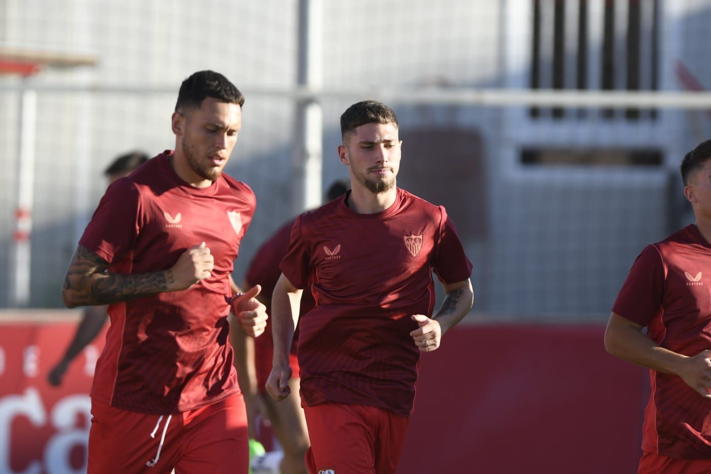  Ocampos, durante el primer entrenamiento del Sevilla.