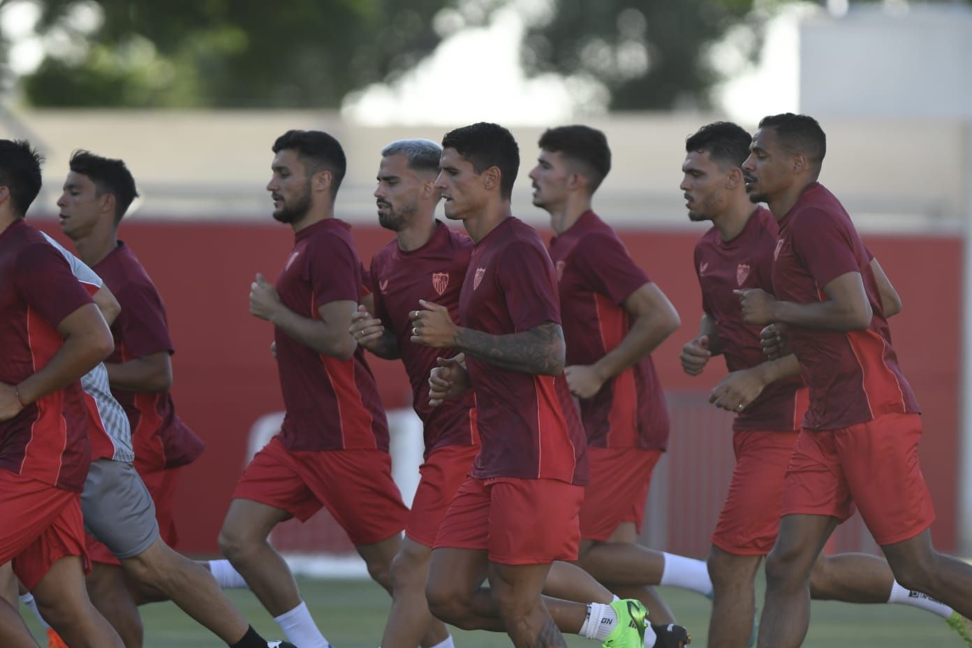  Óscar Rodríguez, en el primer entrenamiento de la pretemporada del Sevila.
