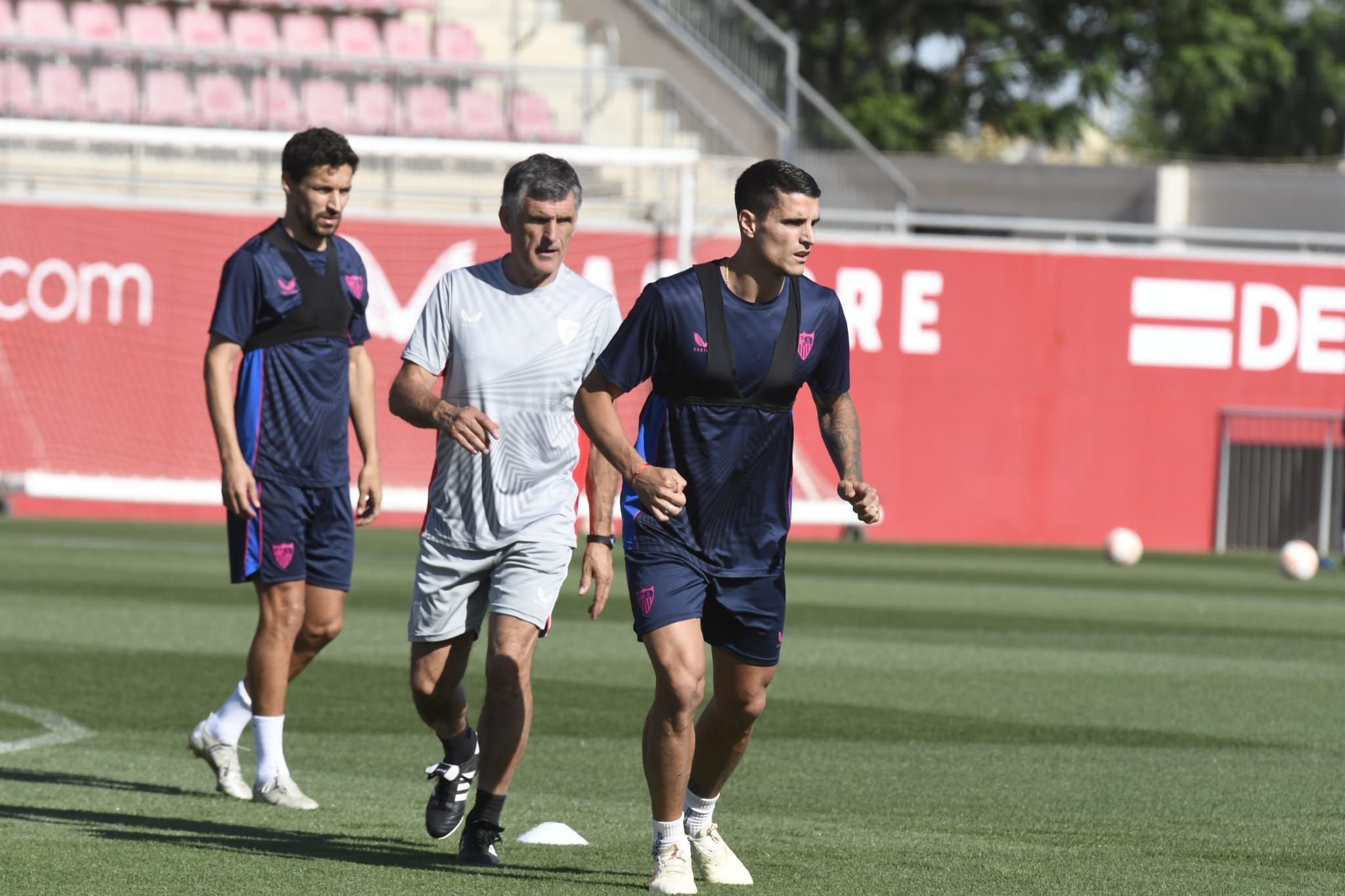  Erik Lamela, en el entrenamiento del Sevilla FC.