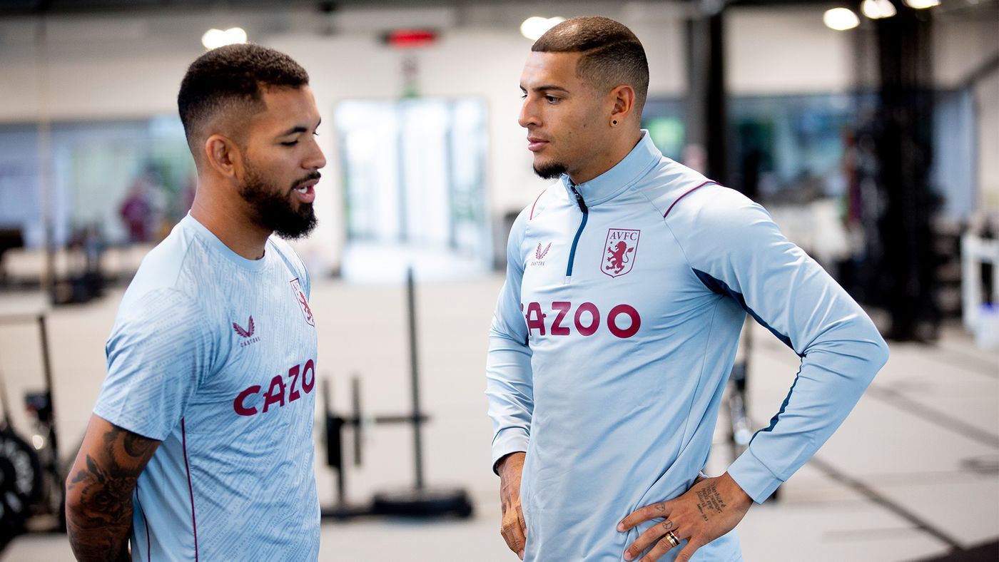 Diego Carlos, en su primer día en el Aston Villa.