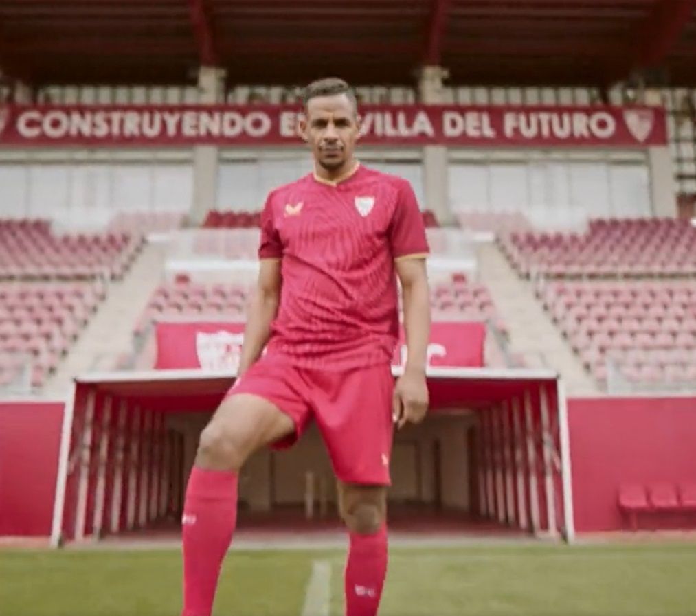  Fernando con la segunda camiseta.