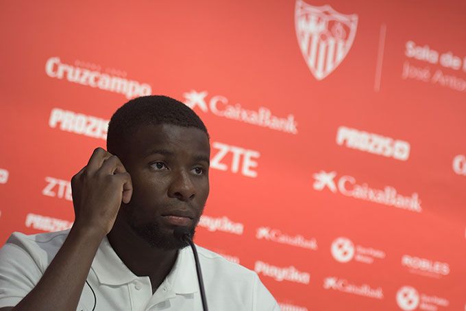  Amadou, en su presentación. (FOTO: Kiko Hurtado)