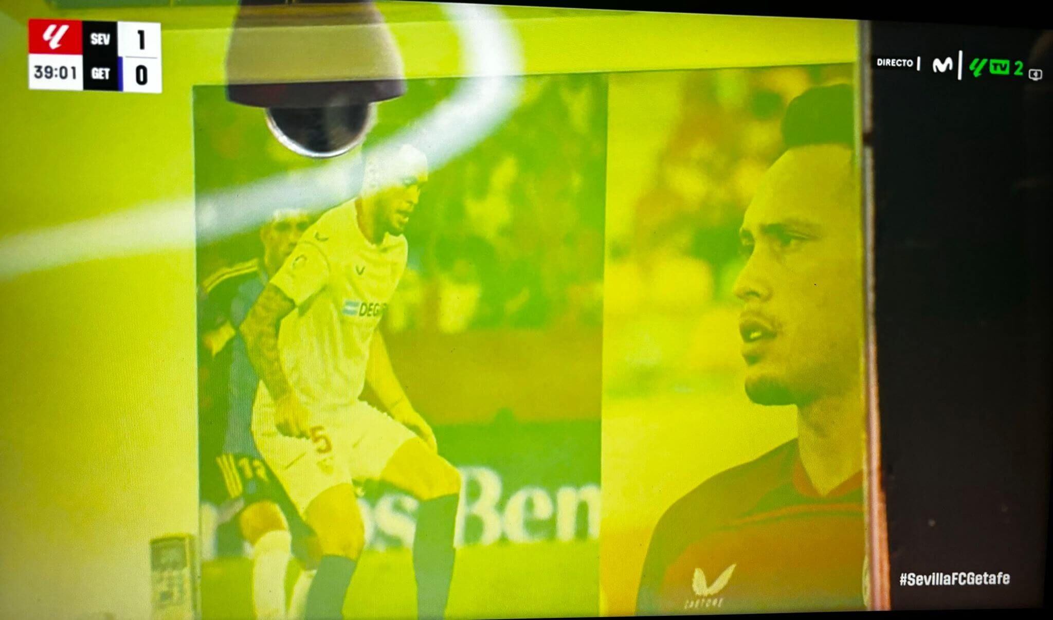  La fotografía de Lucas Ocampos presente en el Ramón Sánchez-Pizjuán (Movistar +)