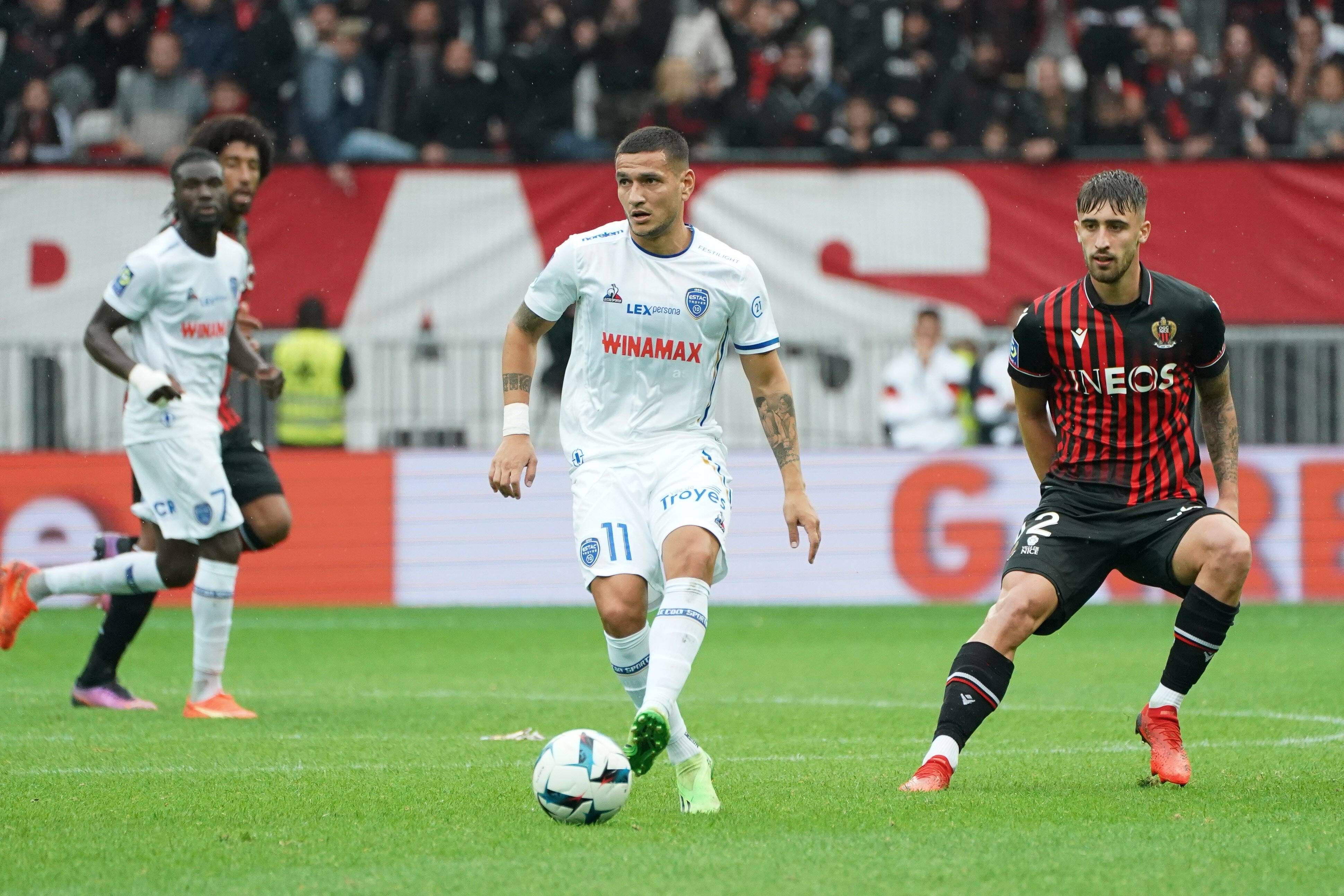  Rony Lopes, jugando con el Troyes.
