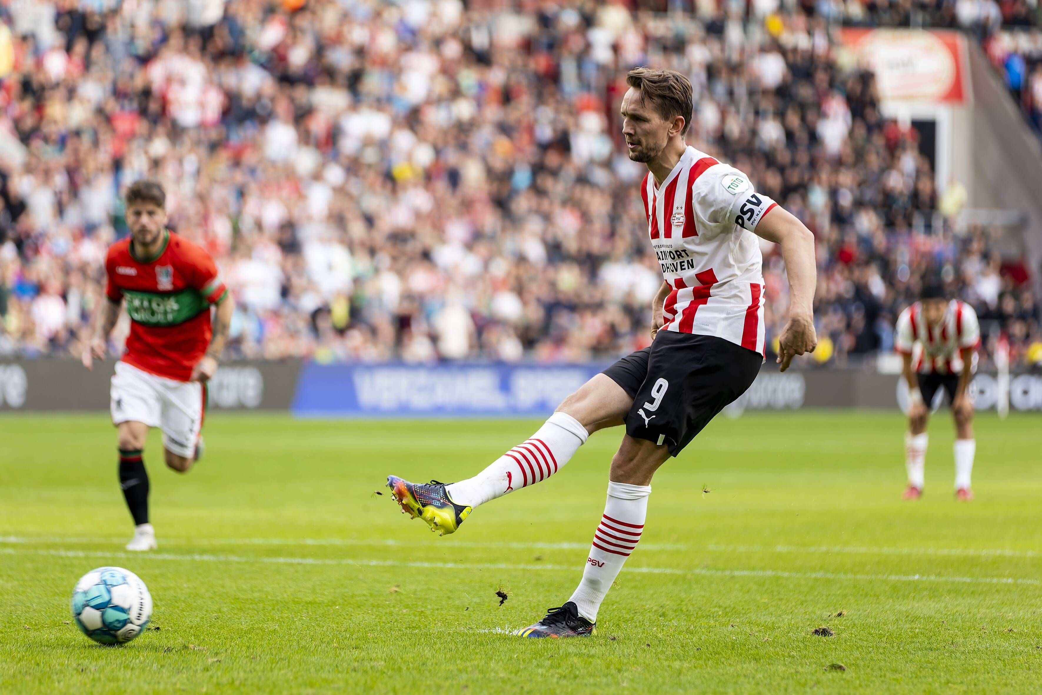 De Jong, en un partido con el PSV.