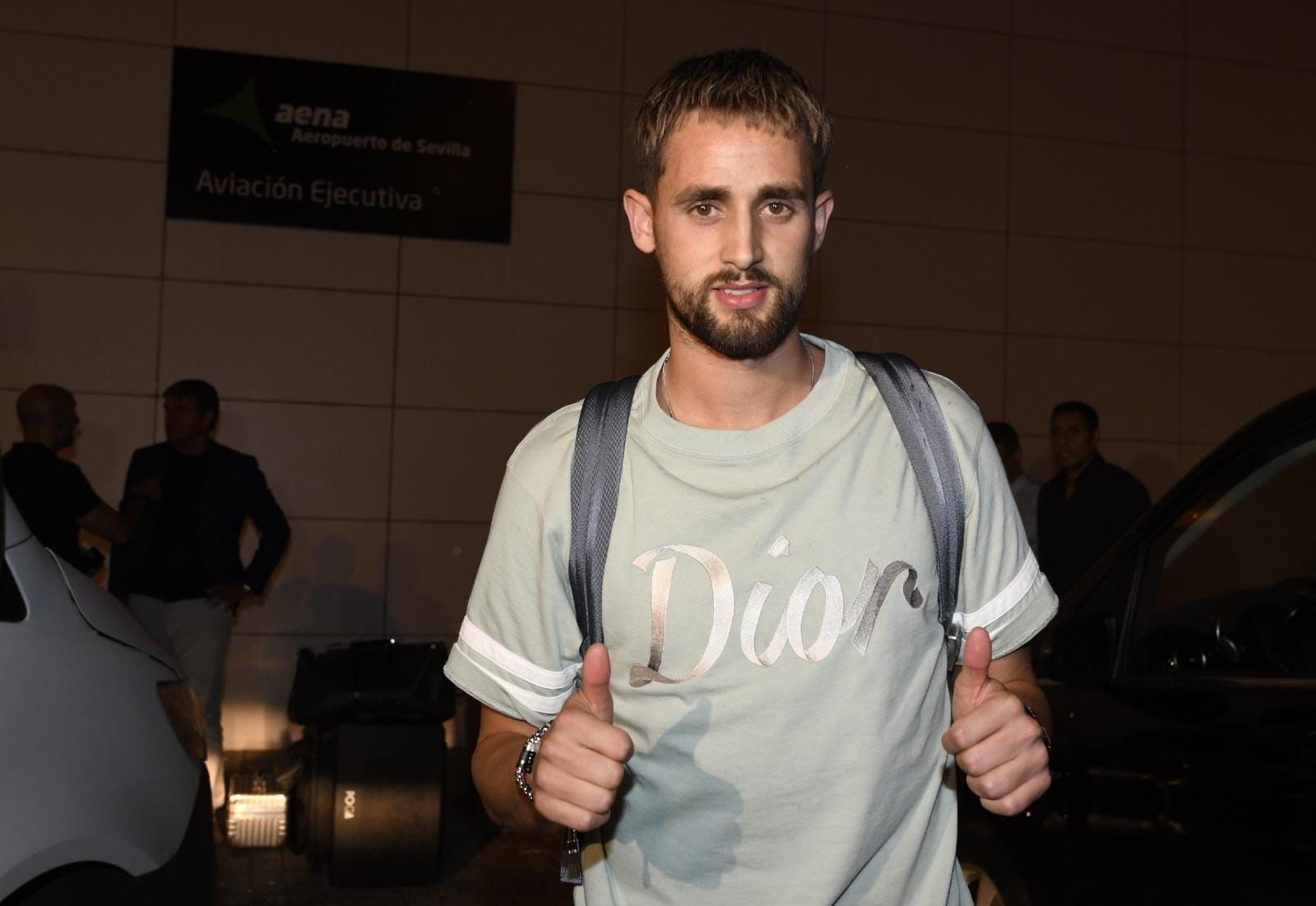  Januzaj, a su llegada a Sevilla en el verano de 2022.