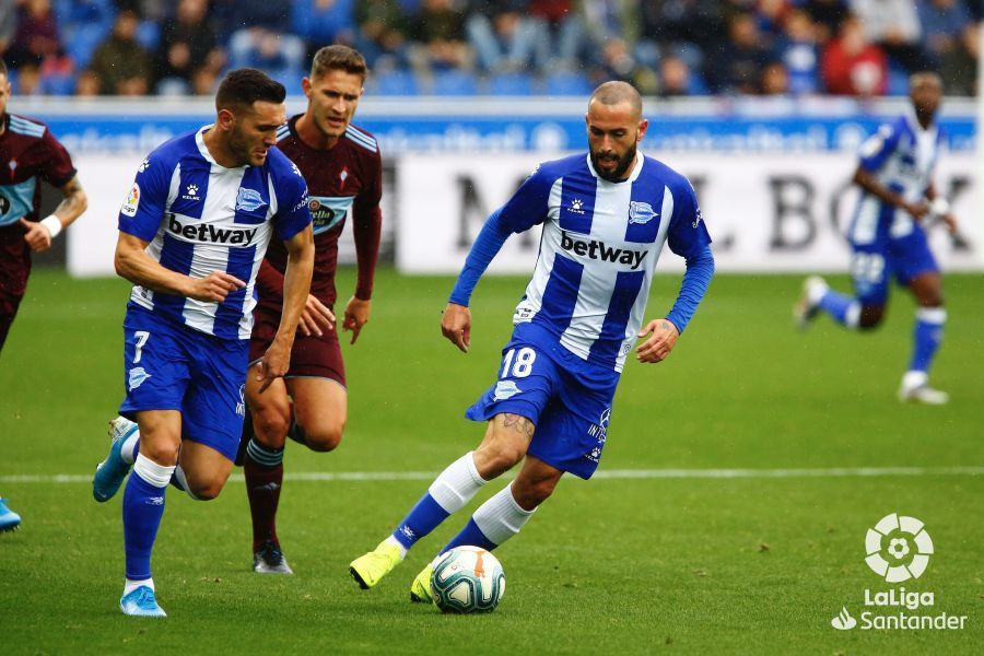  Aleix Vidal, uno de los cedidos, ante el Celta.