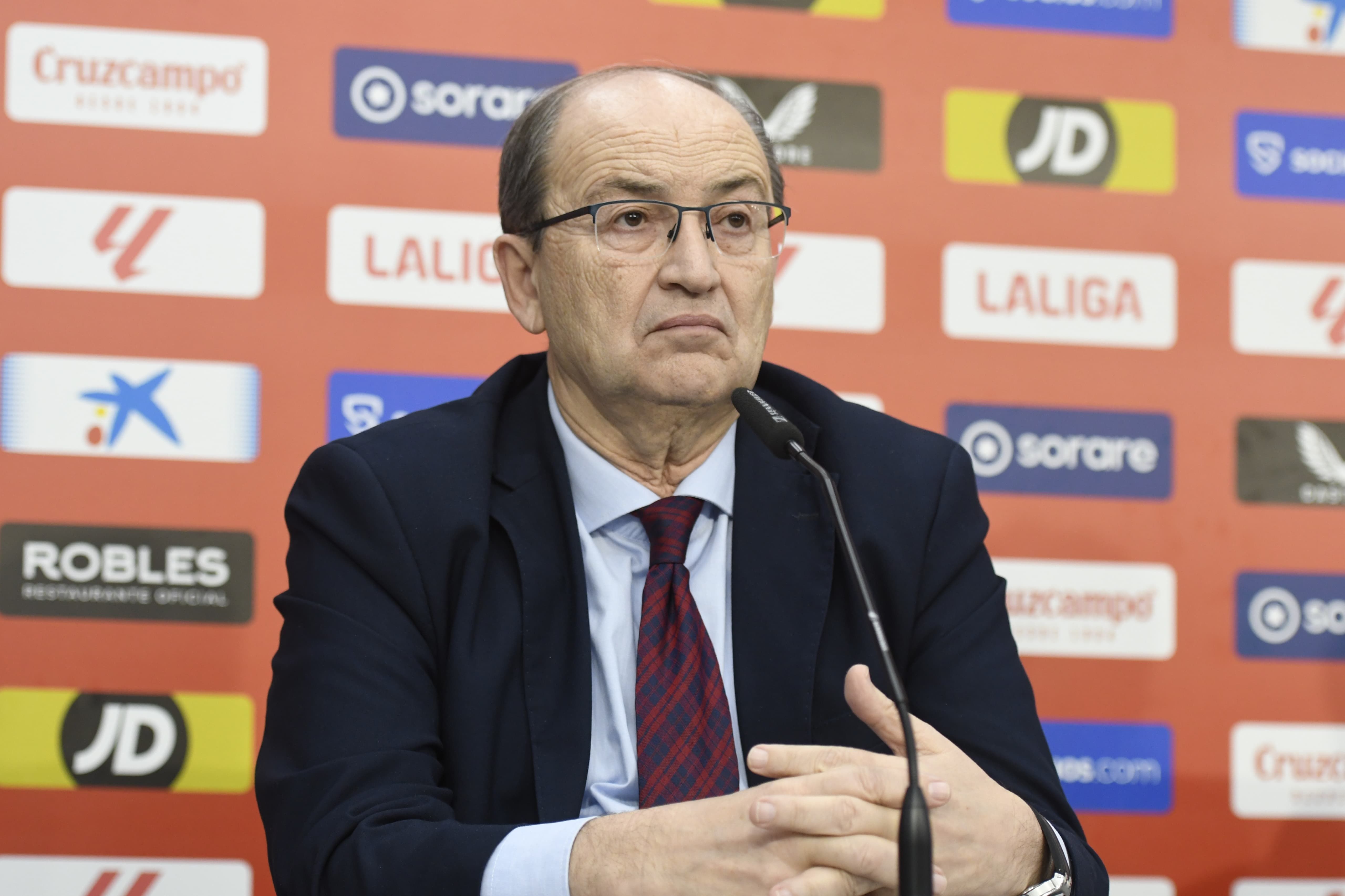  José Castro, en la presentación de Quique Sánchez Flores.