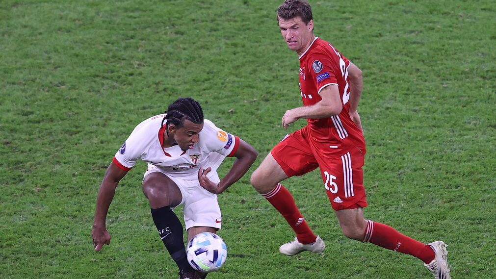 Koundé, en el partido de la Supercopa de Europa.