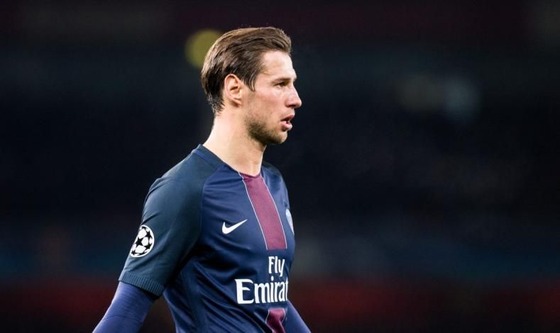 Krychowiak, con la camiseta del PSG.