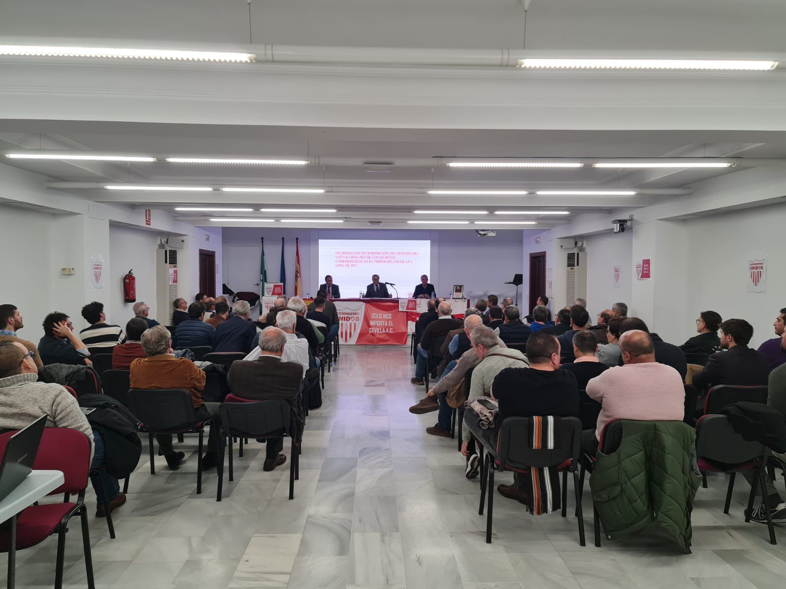  La asamblea de Accionistas Unidos del pasado 19 de diciembre.