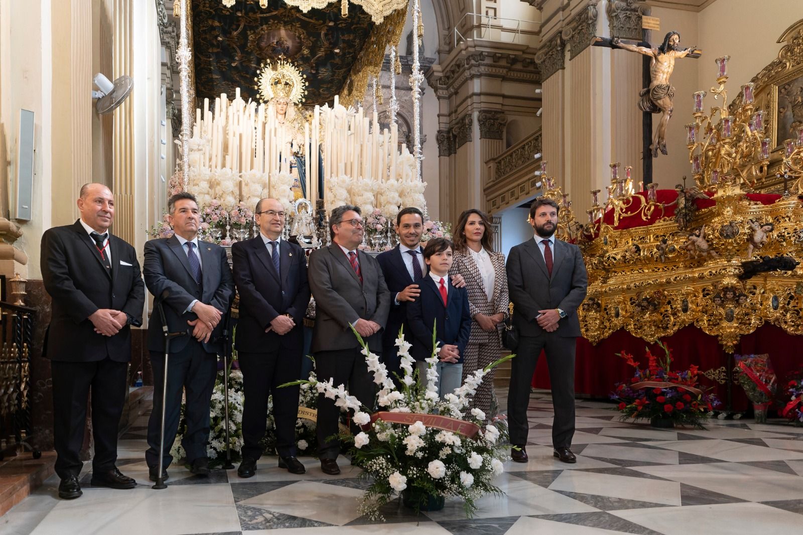  La ofrenda del Sevilla en La Sed