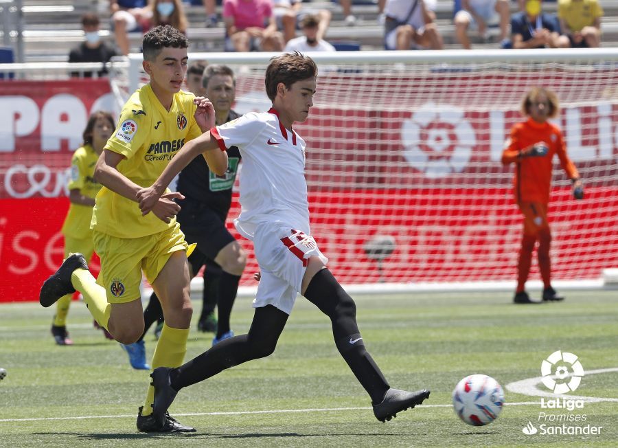  Alfonso González, capitán del Sevilla, durante un partido de LaLiga Promises.
