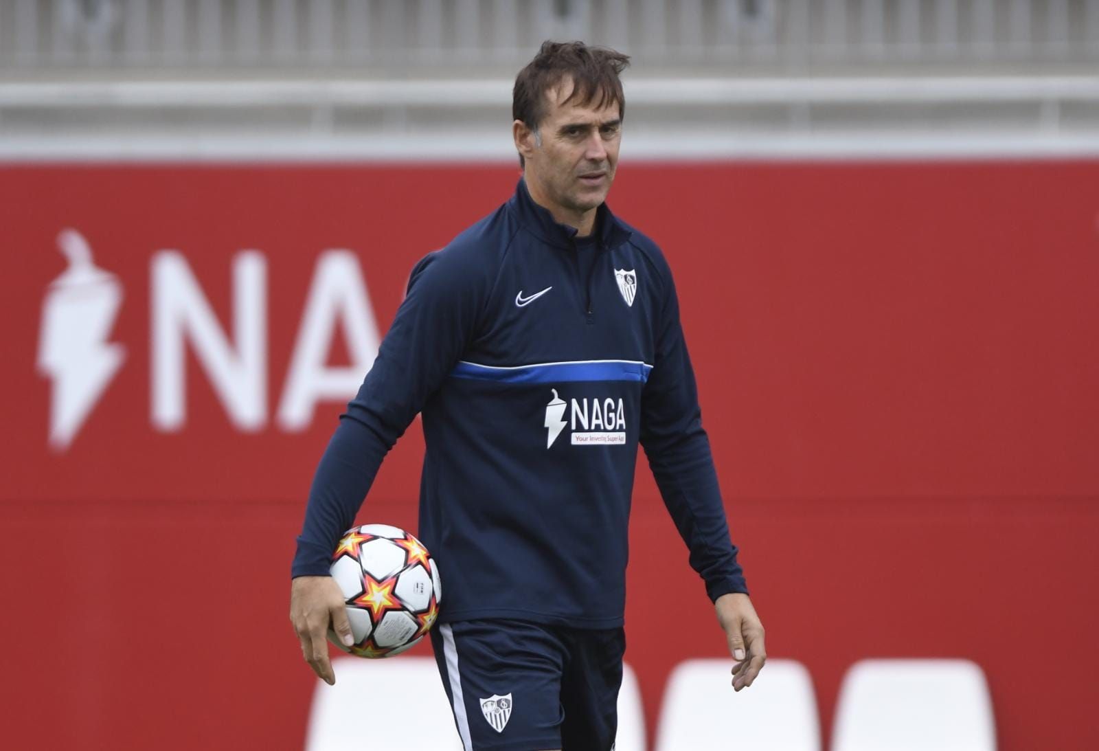  Lopetegui, en un entrenamiento del Sevilla.