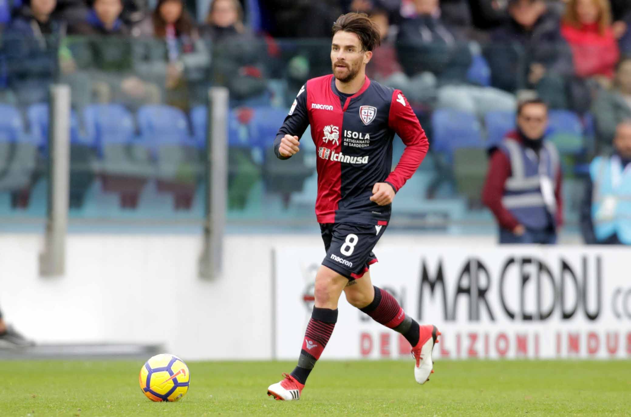 Luca Cigarini en el Cagliari.