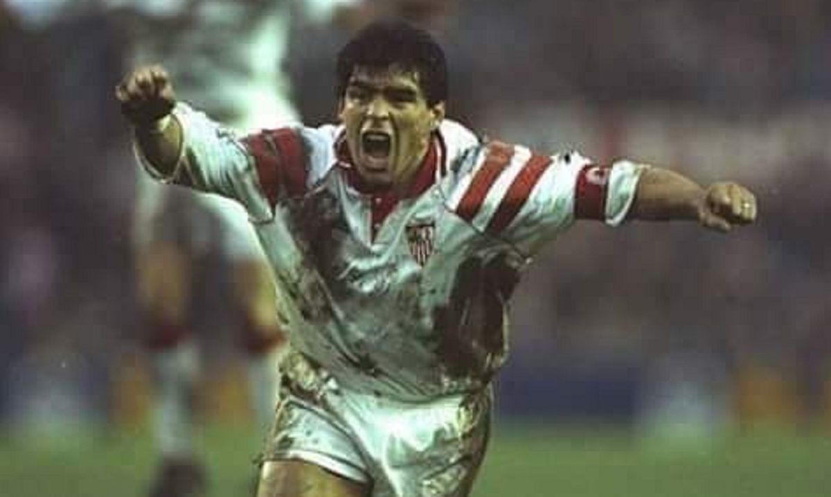  Diego Armando Maradona, en su etapa en el Sevilla FC.