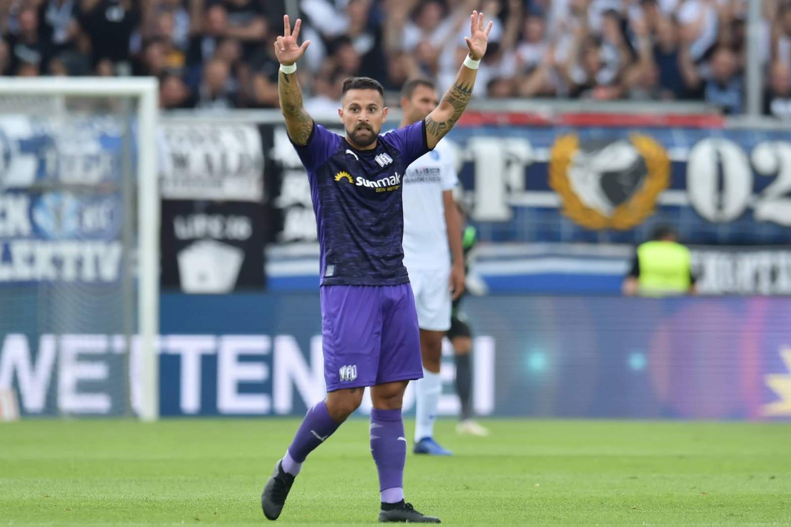  Marcos Álvarez, con el Osnabruck.