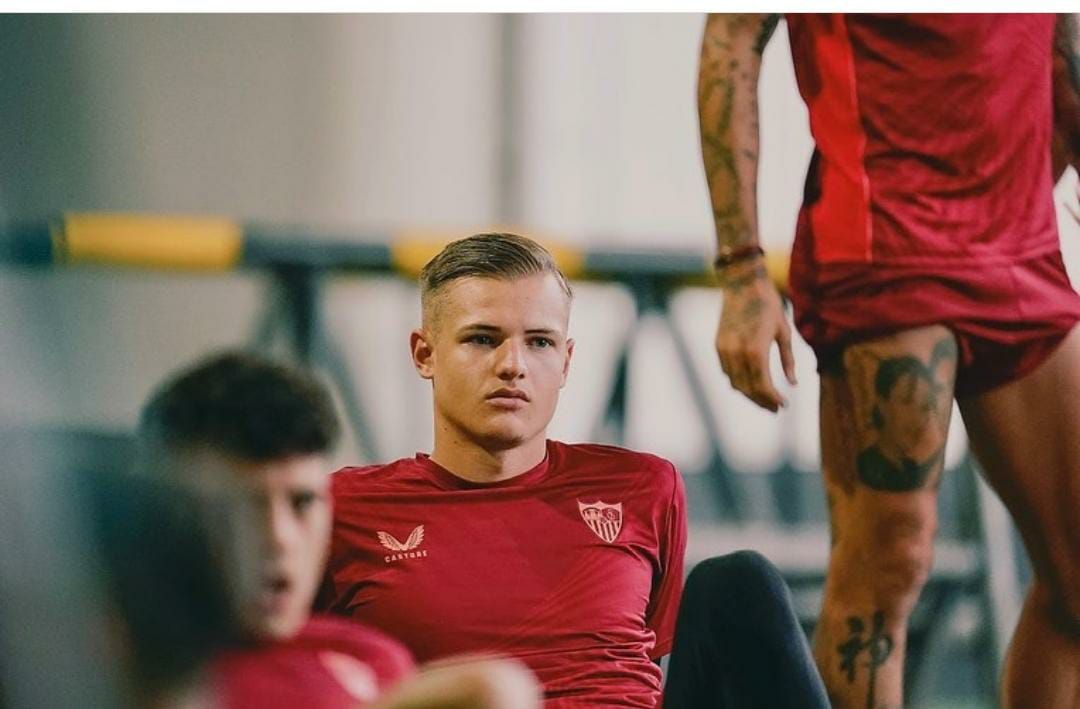  Marius Herzig, con el primer equipo.