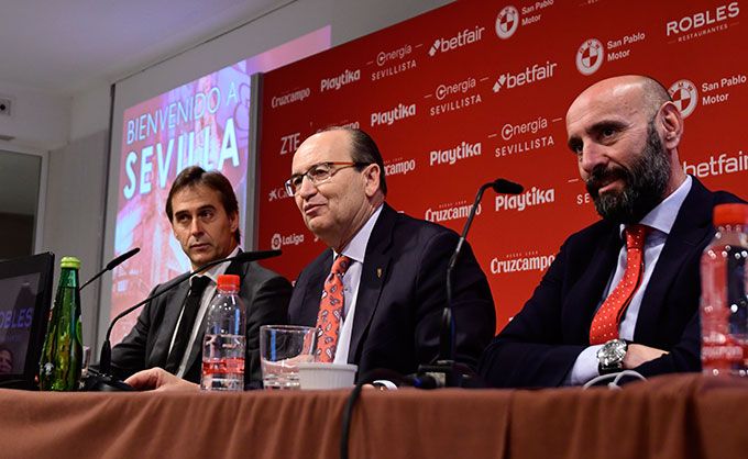  Monchi, Castro y Lopetegui, en la presentación del entrenador.