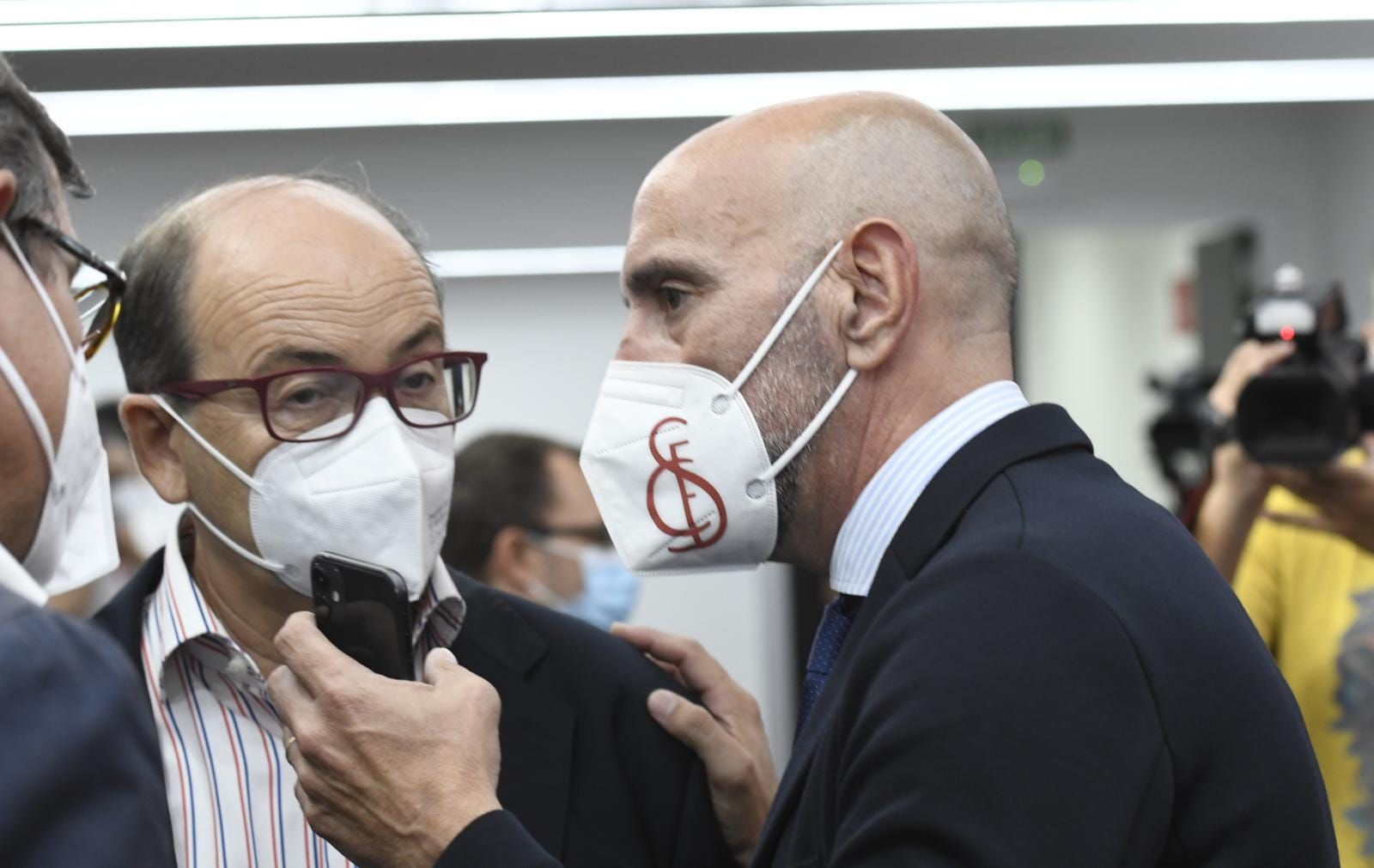 Monchi, en la rueda de prensa de análisis del mercado.