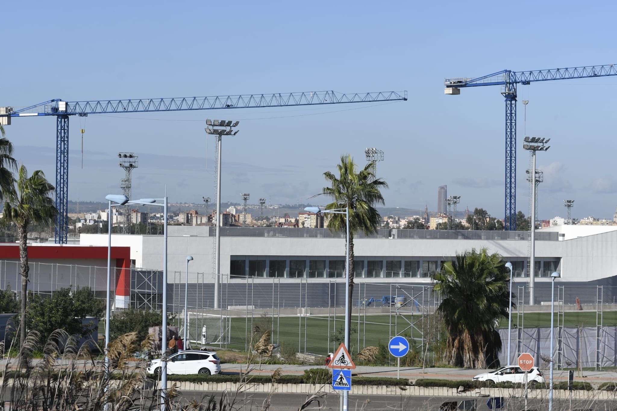  El nuevo campo de entrenamiento del Sevilla en la ciudad deportiva.