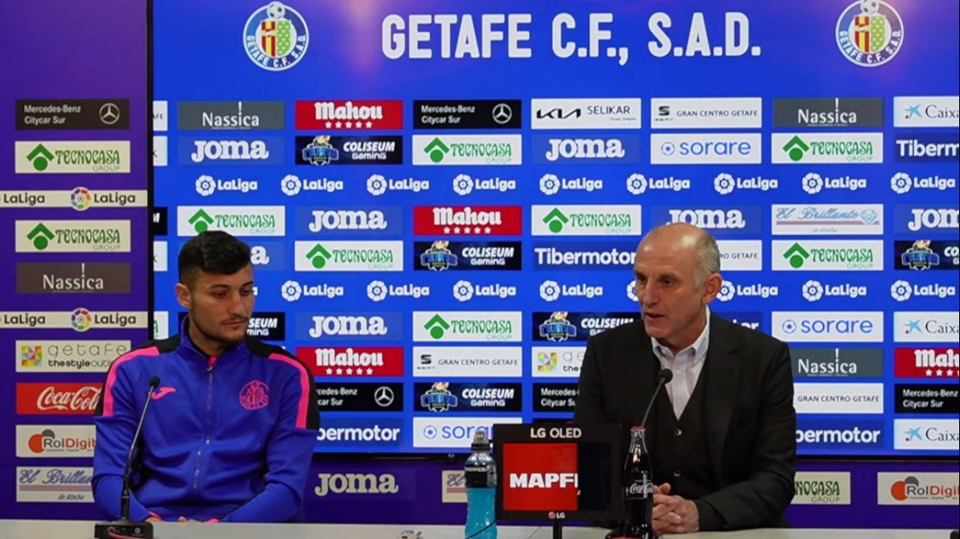  Óscar Rodríguez, en su presentación con el Getafe.
