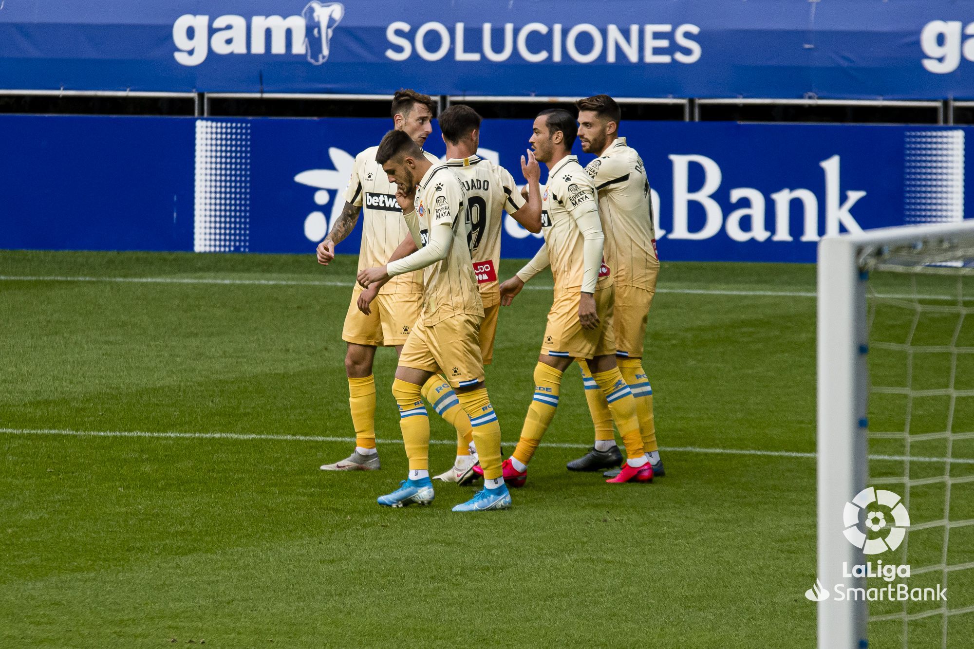  Celebración de un tanto de Raúl de Tomás.