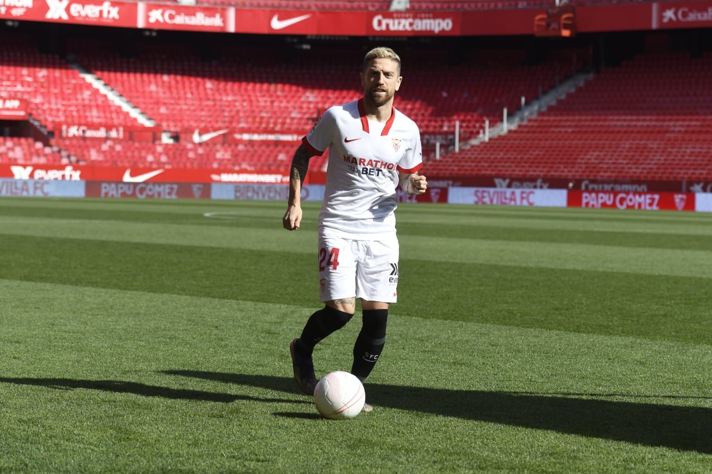  Papu Gómez, en su presentación.