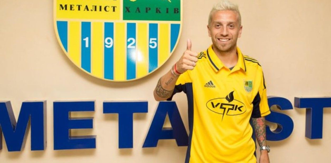  Papu Gómez, en su presentación con el Metalist ucraniano.