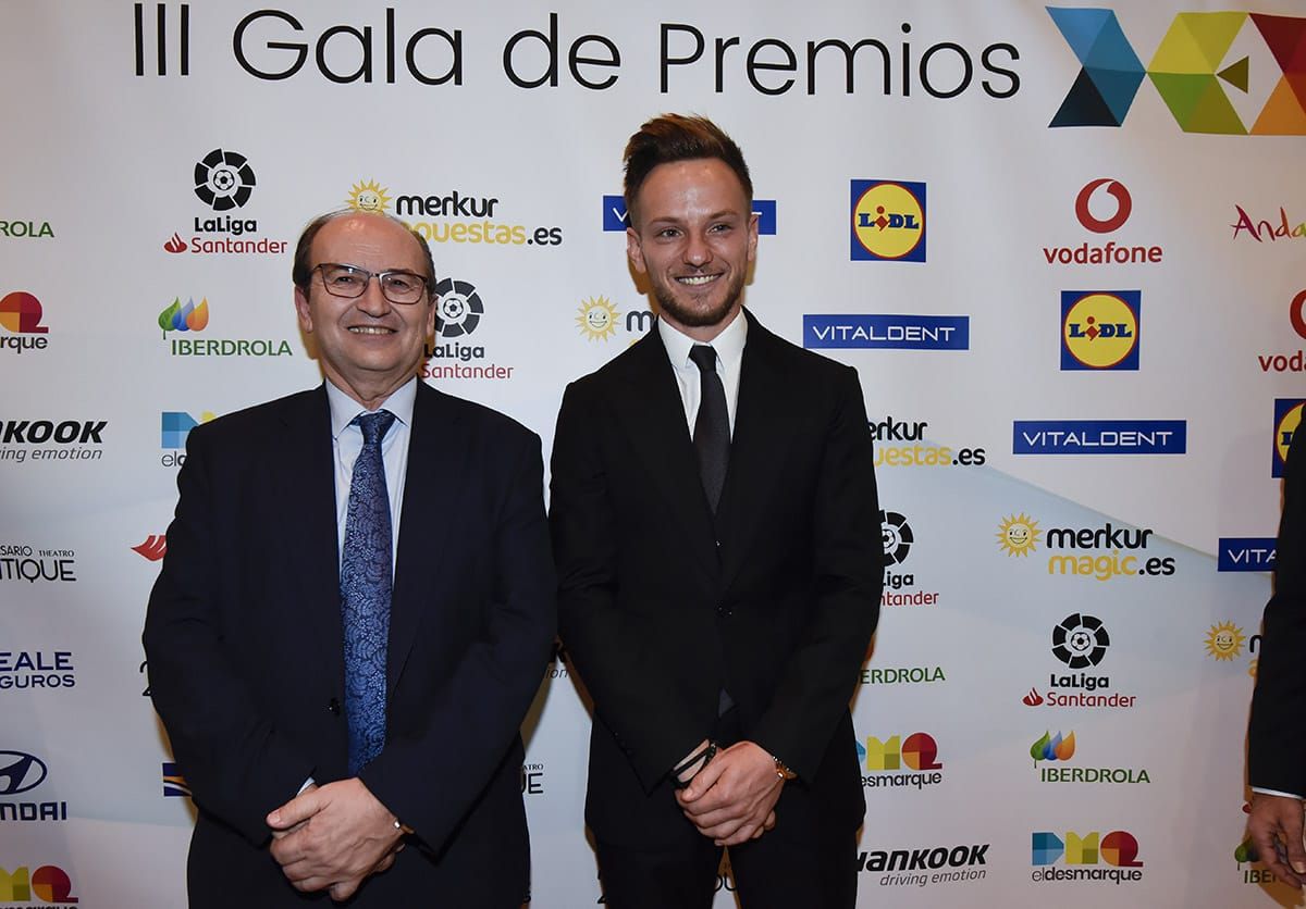  José Castro y Rakitic, en la entrega de los Premios DEX.