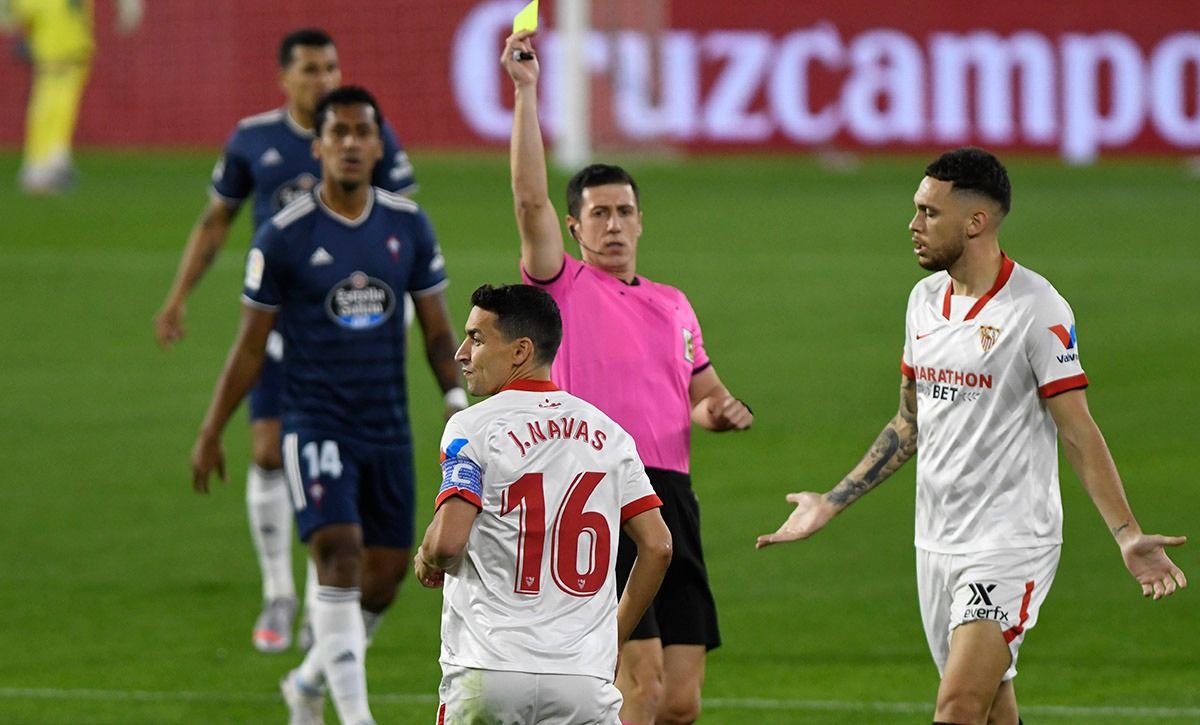 Jesús Navas, ante el Celta.