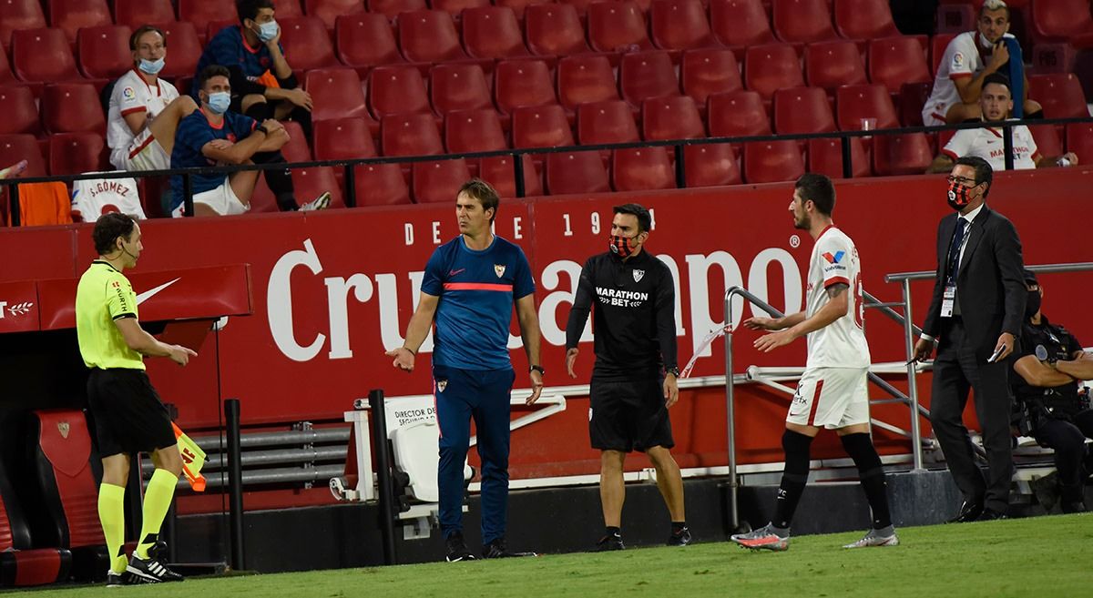  Lopetegui, expulsado en el Sevilla-Levante.
