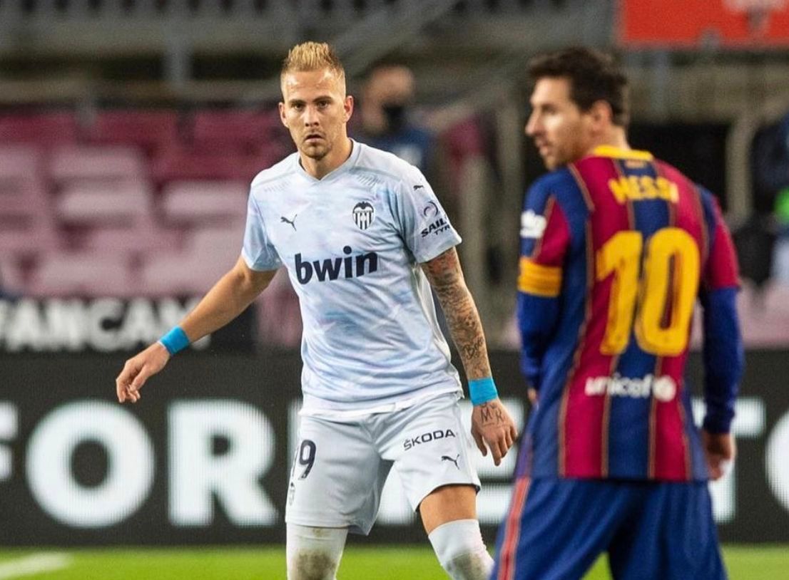  Uros Racic ante el Barcelona es duda según Gracia