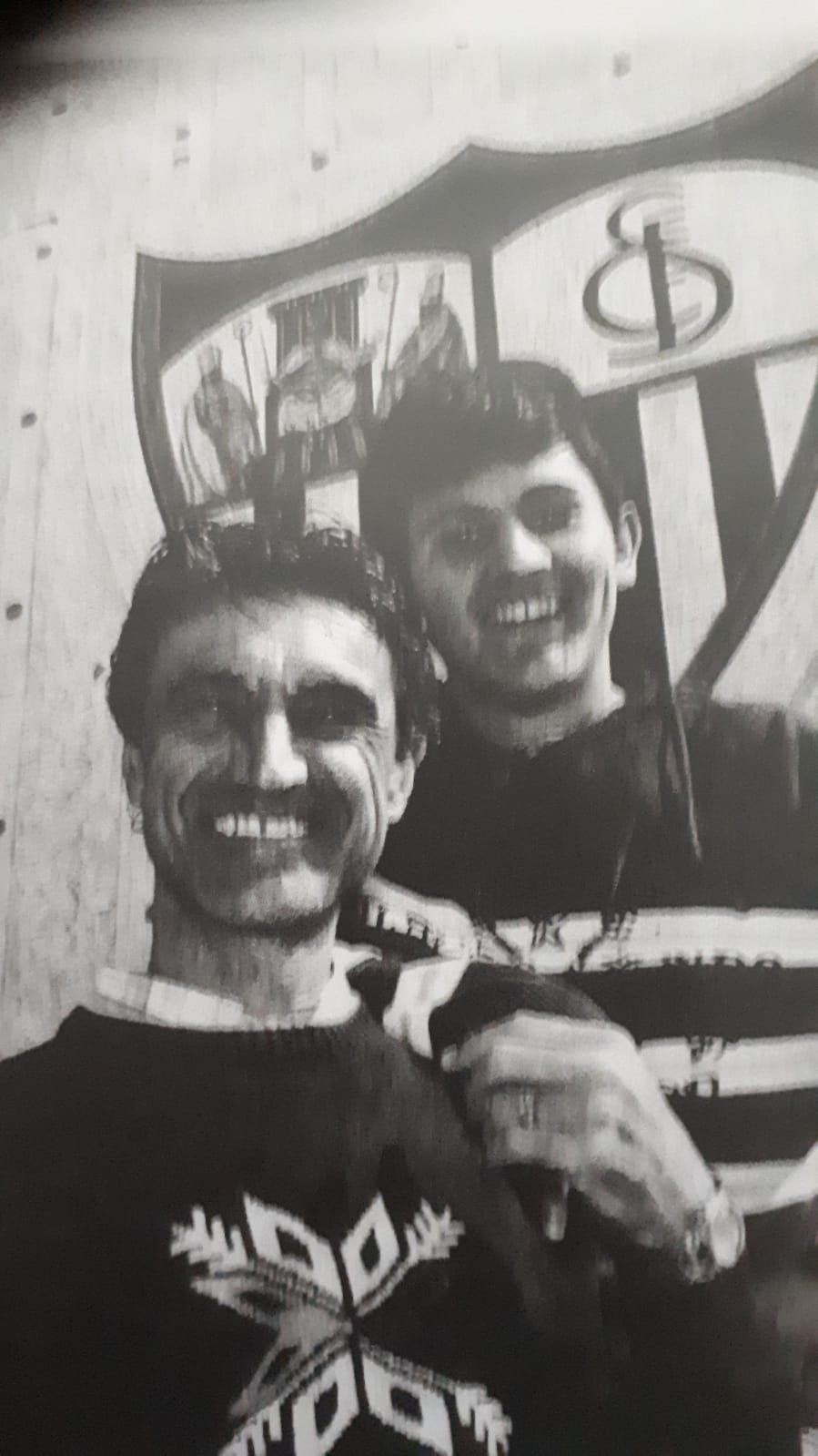  Marcos Álvarez, junto a su tío Antonio.