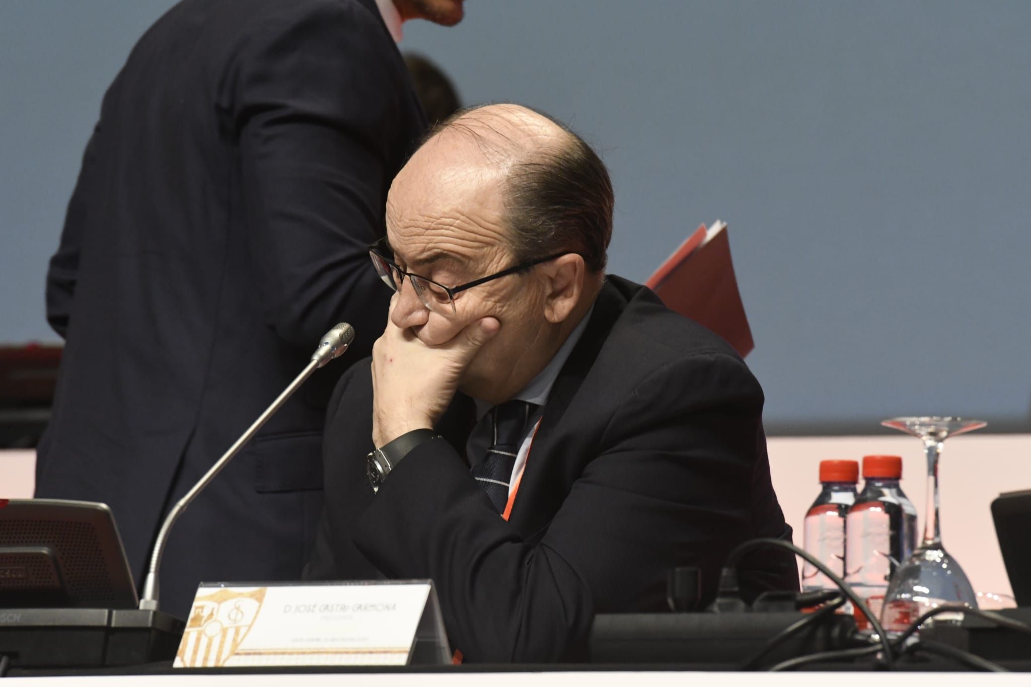  Pepe Castro, antes de la Junta.