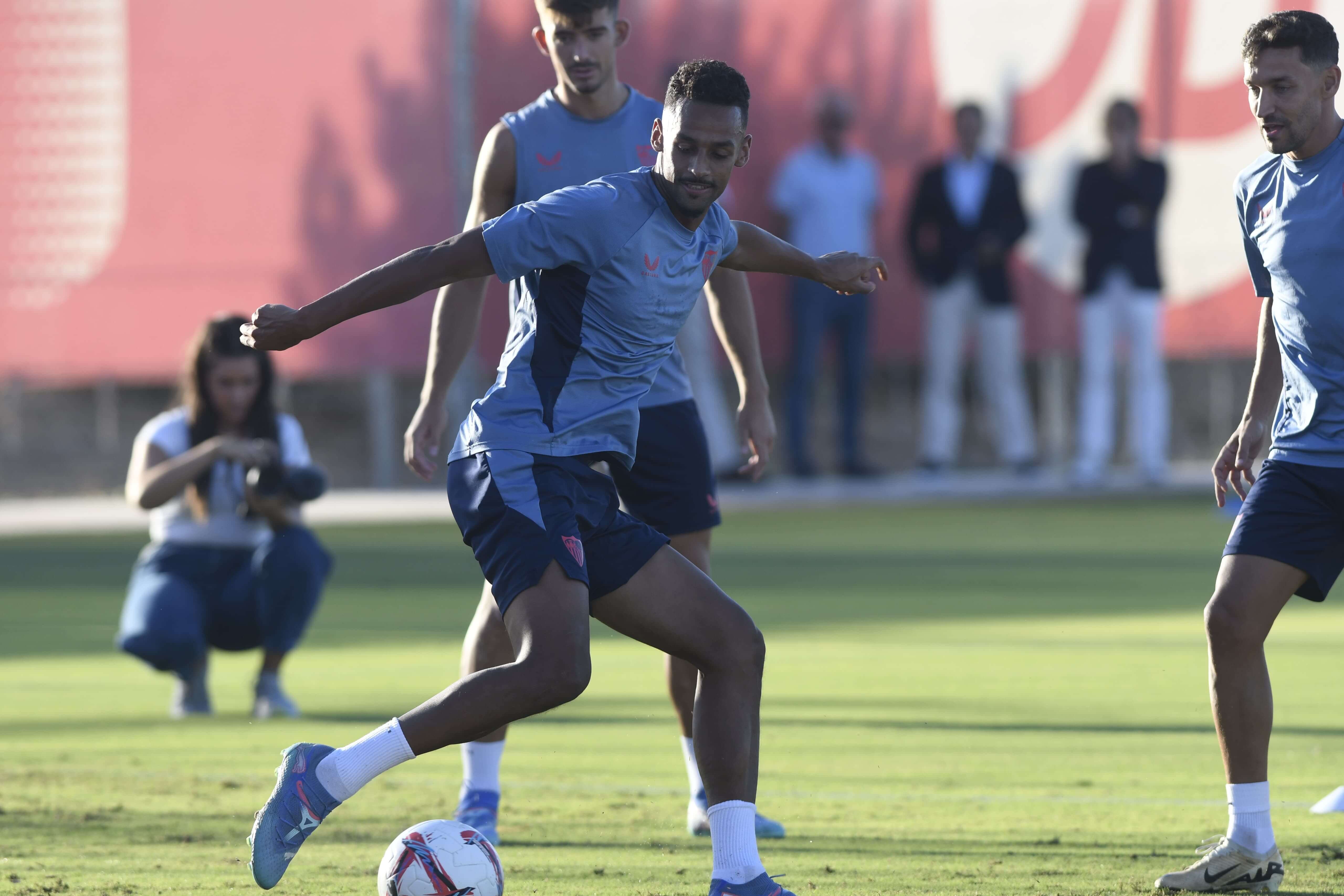  Djibril Sow regresa al once del Sevilla